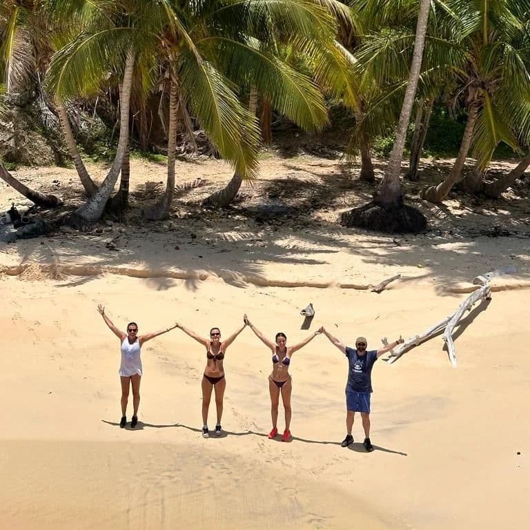 Private Hike to Seven Hidden Beaches, with Boat Return gallery image