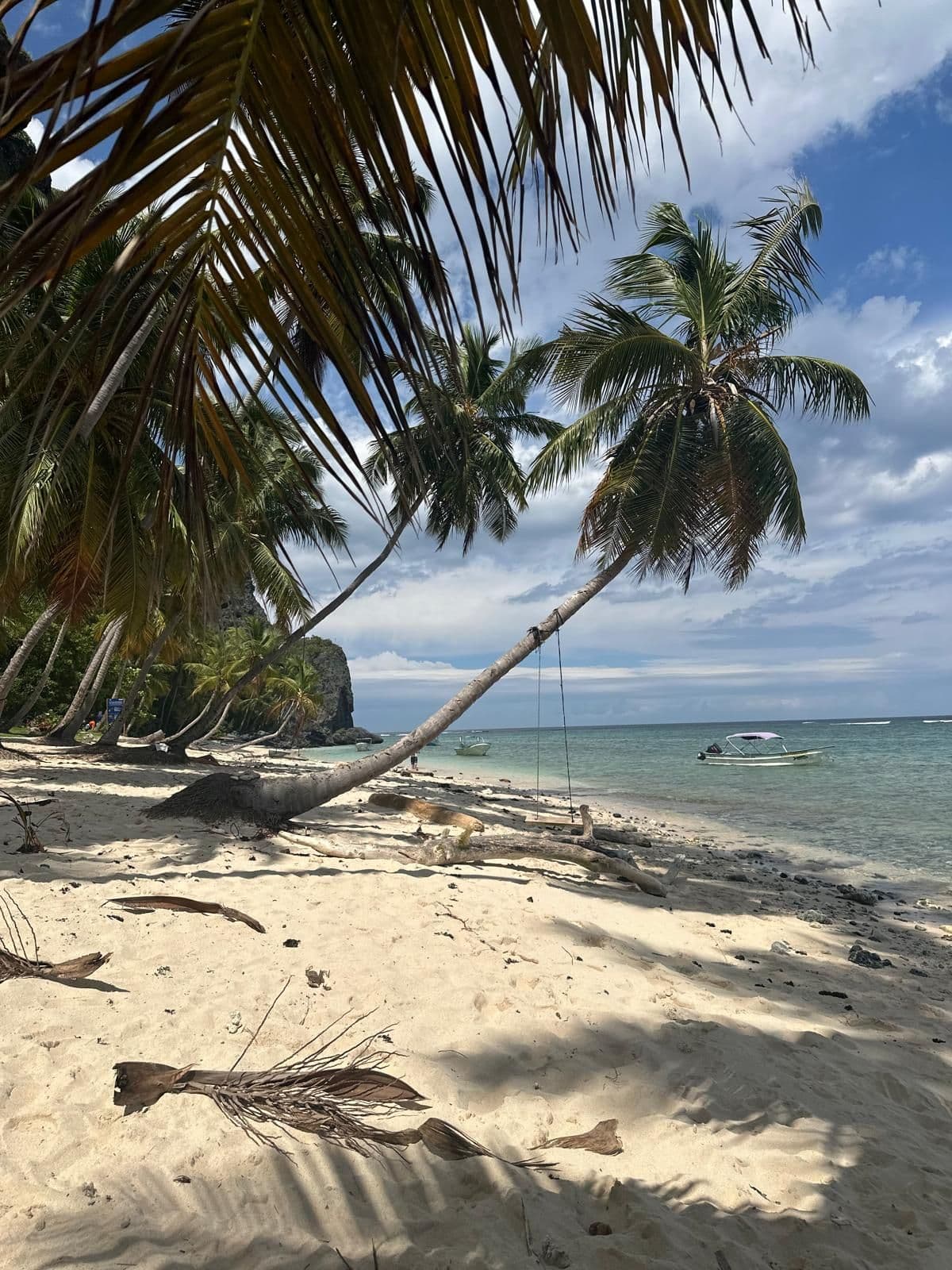 Three Beaches Boat Trip with Lunch on the Sand gallery image