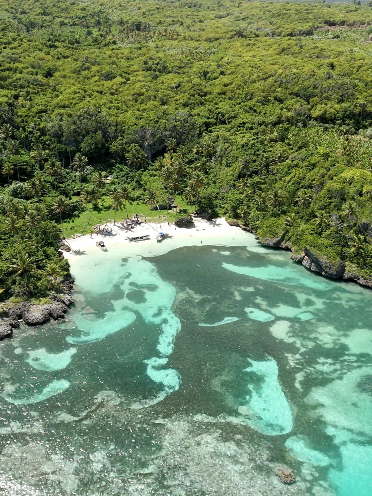 Three Beaches Boat Trip with Lunch on the Sand gallery image
