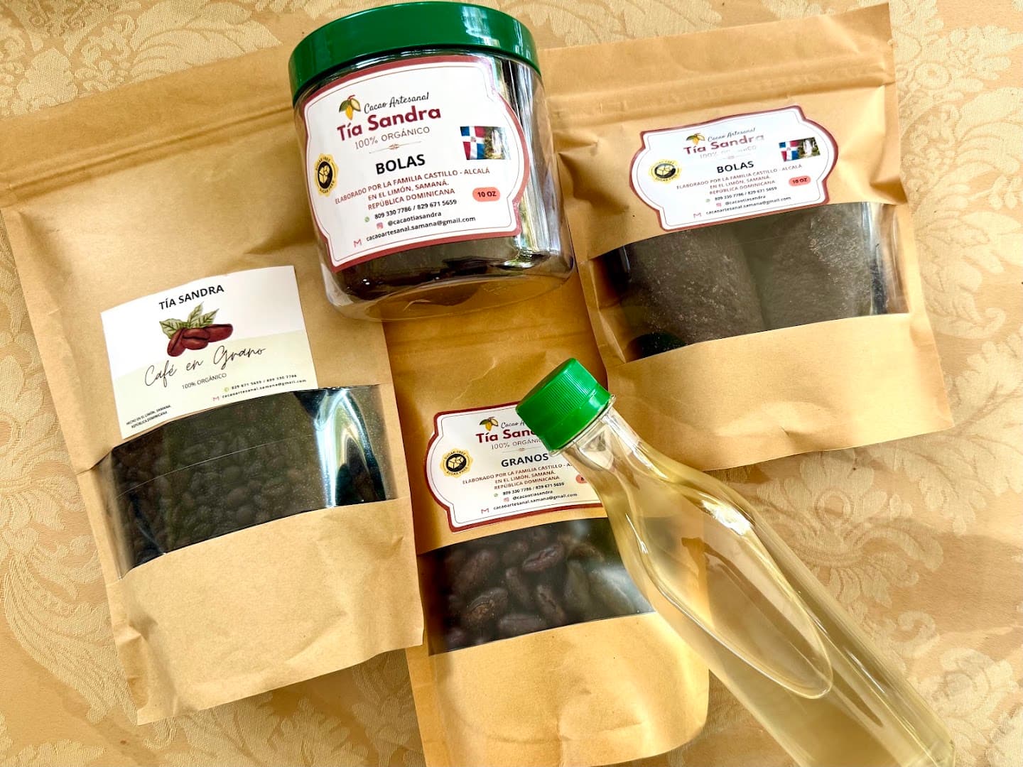 Visite et dégustation d'une ferme de cacao avec Tía Sandra, El Limón