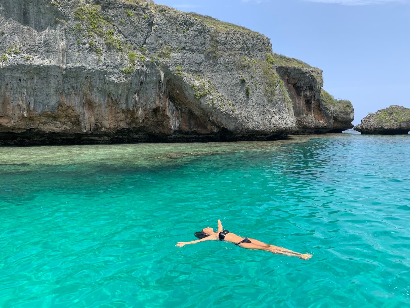 Three Beaches by Boat — Max Ten Aboard, Snorkelling and Lunch gallery image