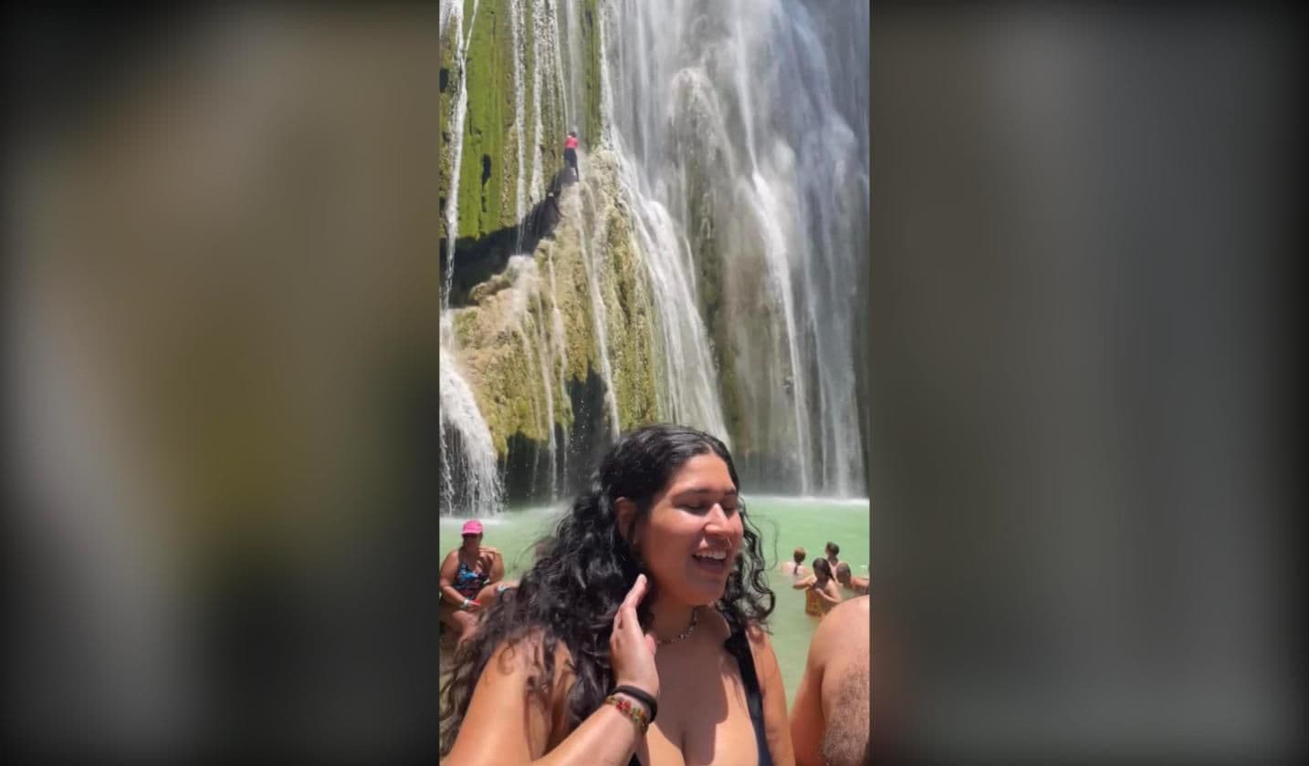 El Limon Waterfall — Half Day gallery image