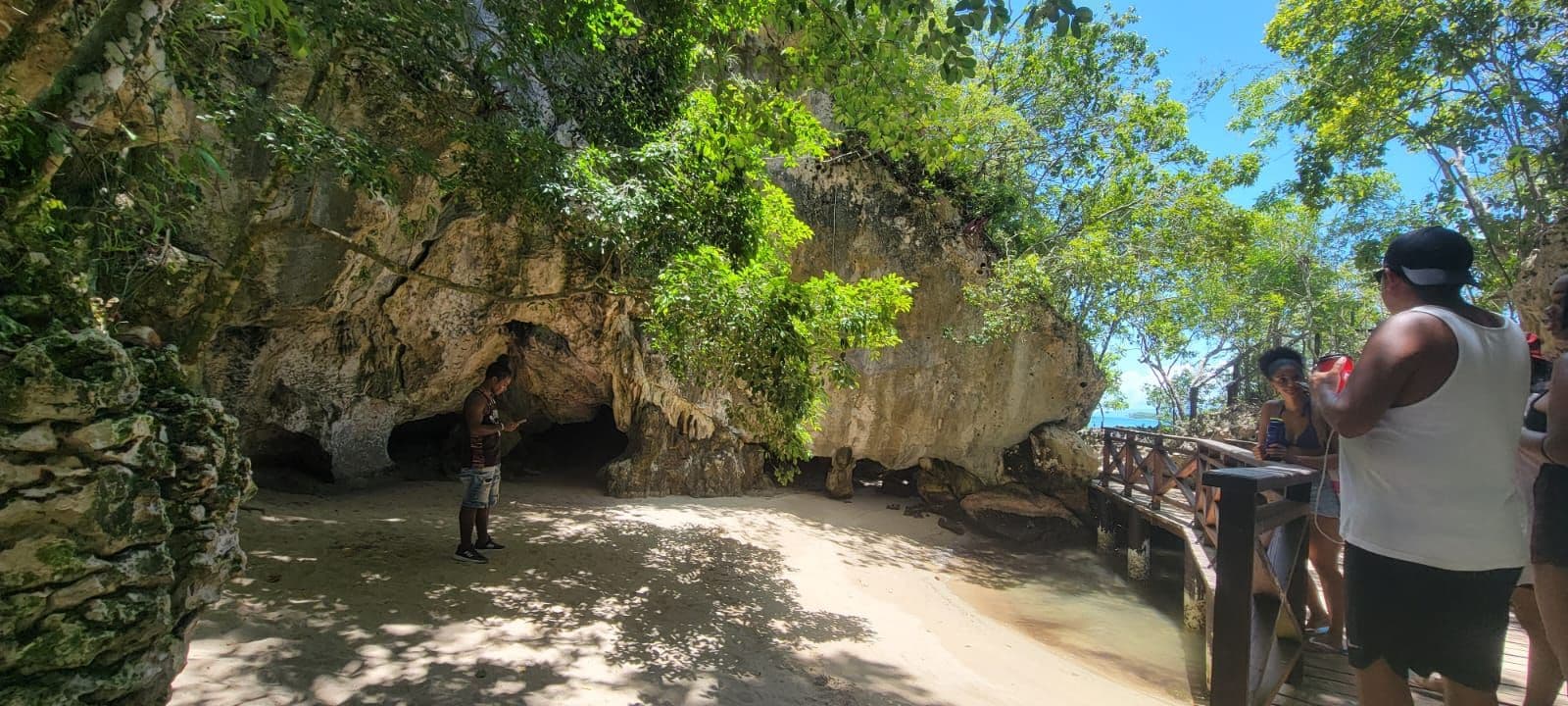Los Haitises National Park and Cayo Levantado gallery image