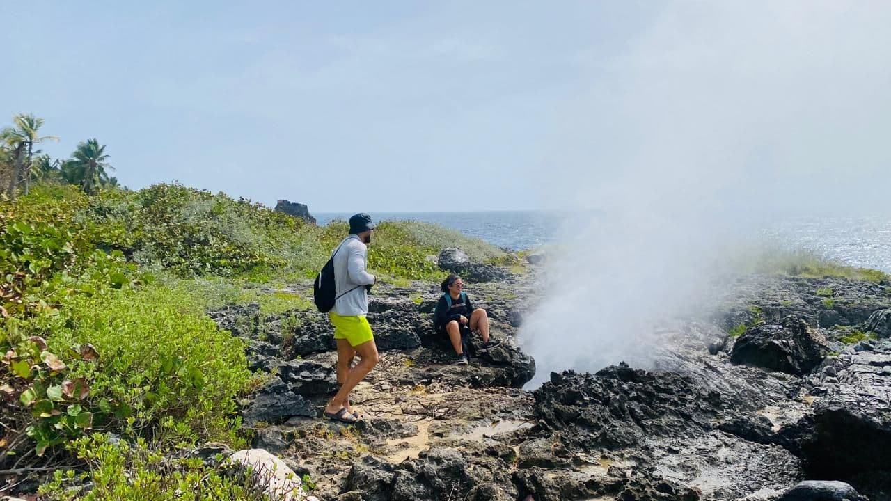 Boca del Diablo to Playa Frontón, on Foot gallery image