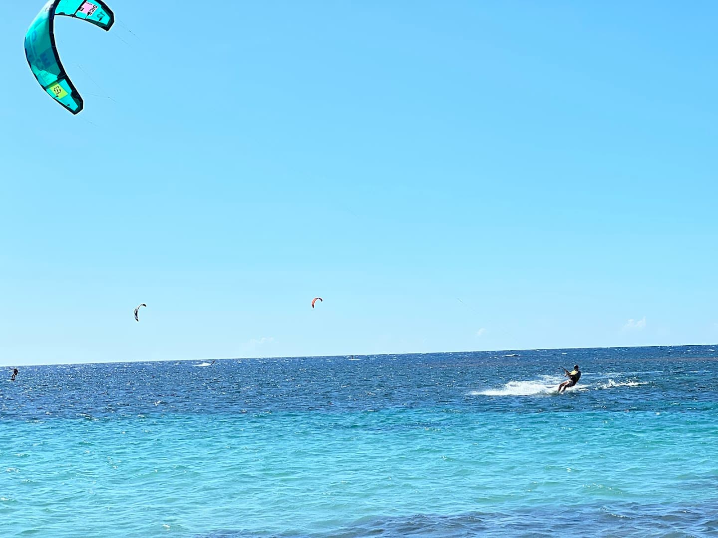Group Kitesurf Discovery Lesson with LT'Kite, Las Terrenas gallery image