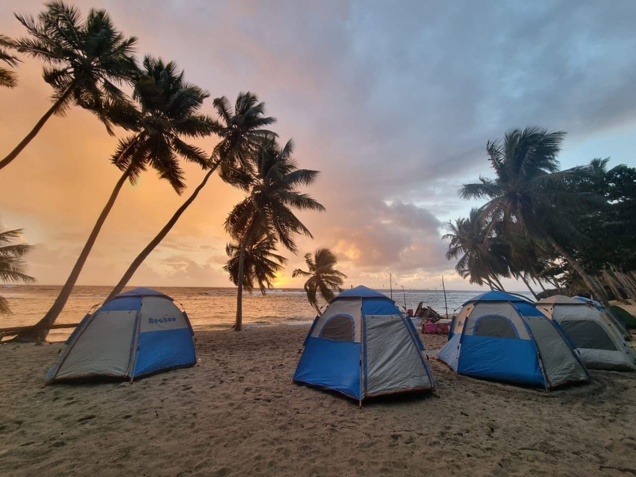 Camping Nocturno - Playa Frontón gallery image