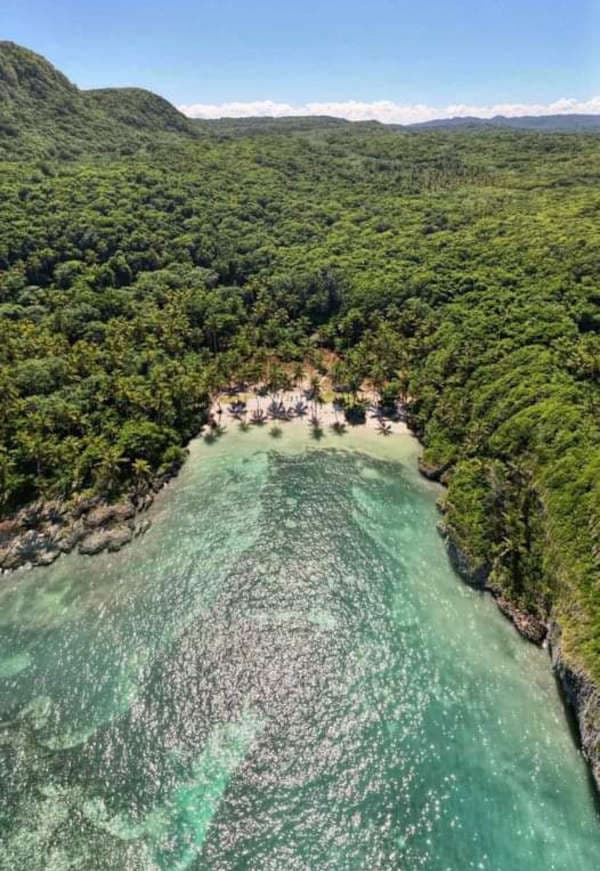 Coastal Hikes to Playa Frontón & Playa Madama gallery image
