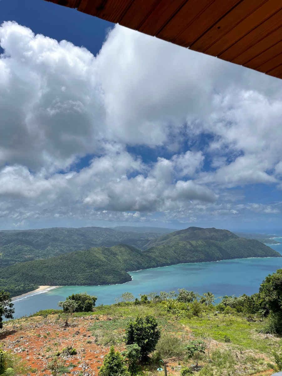 Salto El Castaño Waterfall & Playa El Valle gallery image